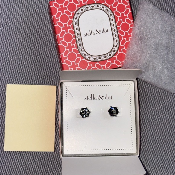 Stella & Dot Smokey Stud Earrings Silver Setting Brand New With Packaging Gift - Picture 4 of 6